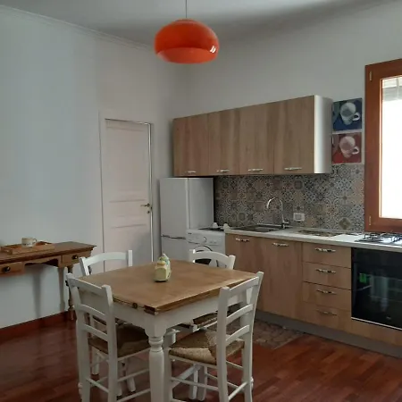 Apartment Dimora Sagrado *