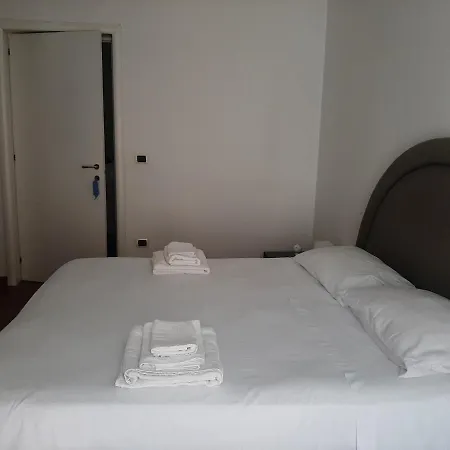 Dimora Sagrado Apartment Lecce